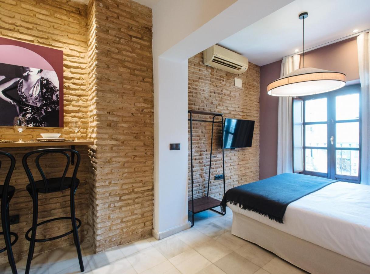 Suites Triana Sevilla Apartments Kültér fotó