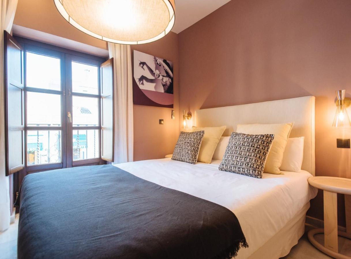 Suites Triana Sevilla Apartments Kültér fotó
