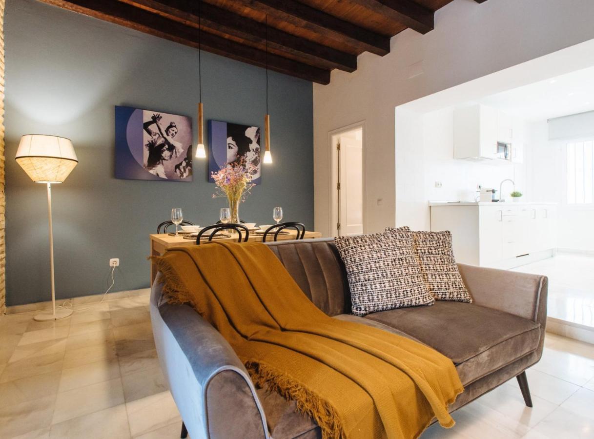 Suites Triana Sevilla Apartments Kültér fotó