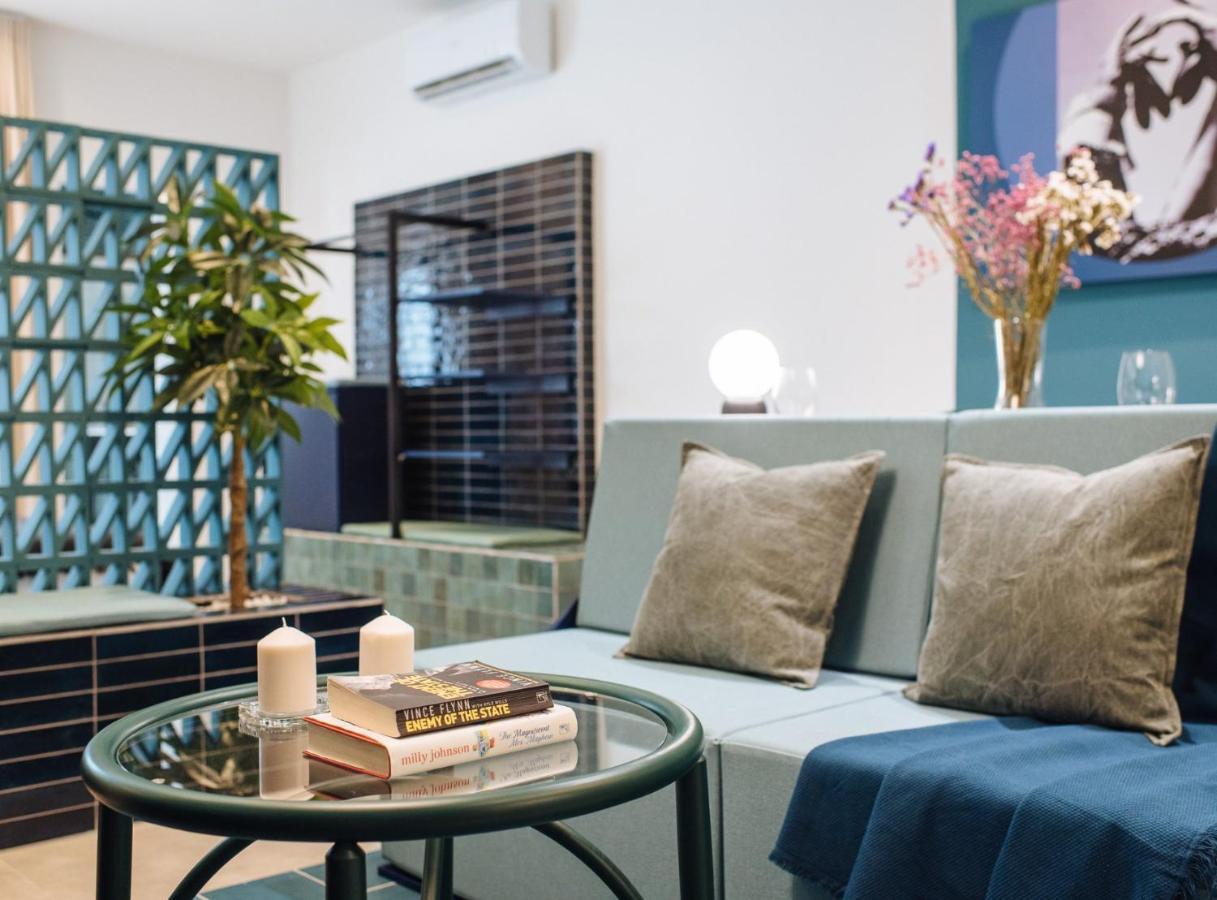 Suites Triana Sevilla Apartments Kültér fotó