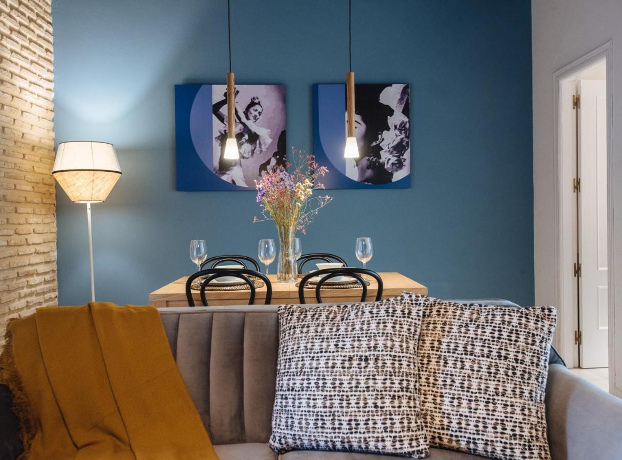 Suites Triana Sevilla Apartments Kültér fotó